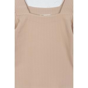 Kız Çocuk Tişört Dikdörtgen Yaka - Sütlü Kahve (128/152)